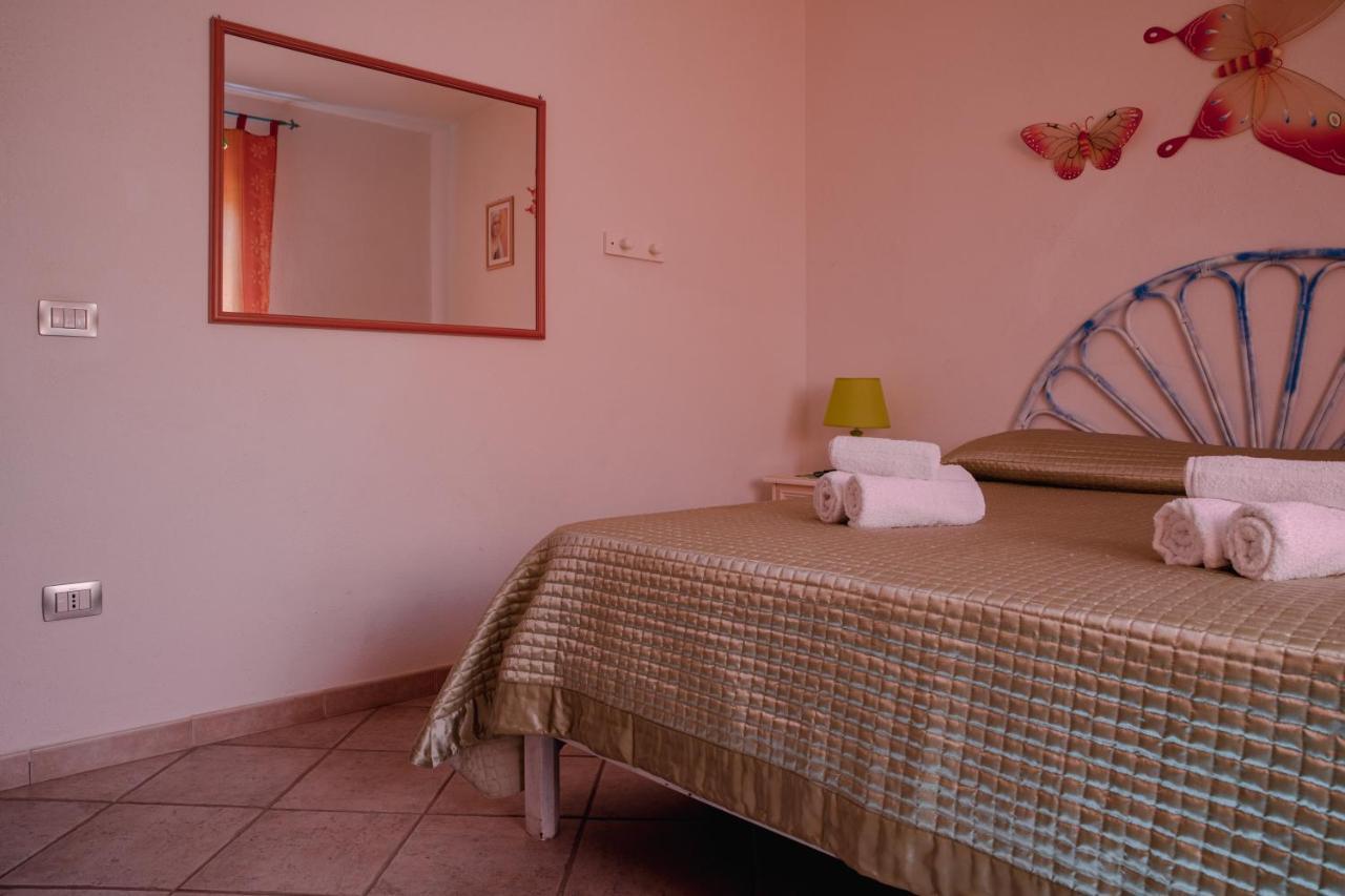 Appartamenti Costa - Budoni Sweet Home Tanaunella Kültér fotó
